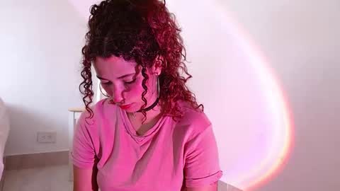 Snapshot of vicky_crazy chatting on January 19, 2025, 2:59 pm Vicky online show from January 19, 2025, 2:59 pm