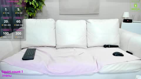 Snapshot of vickyberry chatting on December 24, 2024, 12:22 pm Victoria online show from December 24, 2024, 12:22 pm