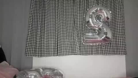 Snapshot of vickyhm22 chatting on October 27, 2025, 8:29 am vickyhm22 online show from October 27, 2025, 8:29 am