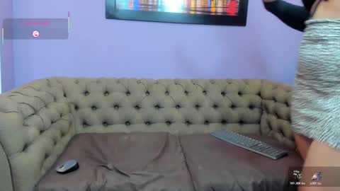 Vicky online show from November 11, 2025, 8:42 pm