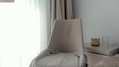 Snapshot of vickystonee chatting on May 3, 2026, 8:42 am Victoria online show from May 3, 2026, 8:42 am