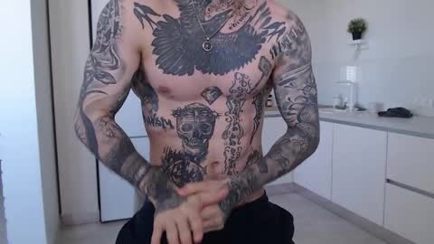 Snapshot of victor_rhino chatting on April 20, 2026, 12:41 pm Victor rhinoff online show from April 20, 2026, 12:41 pm