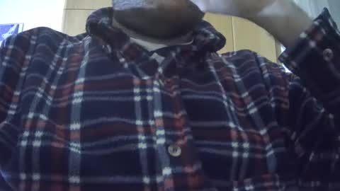 Snapshot of victorhume chatting on February 19, 2025, 11:25 pm VictorHume online show from February 19, 2025, 11:25 pm