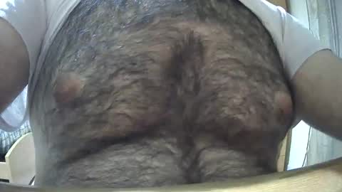 Snapshot of victorhume chatting on November 1, 2025, 7:05 pm VictorHume online show from November 1, 2025, 7:05 pm