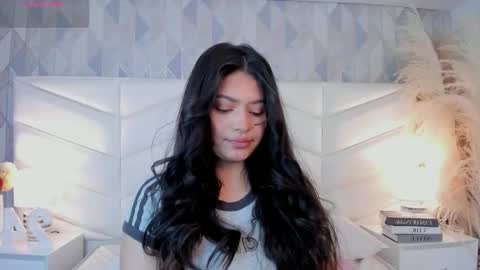 Snapshot of victoria___jonnes chatting on September 24, 2025, 12:19 pm victoria___jonnes online show from September 24, 2025, 12:19 pm