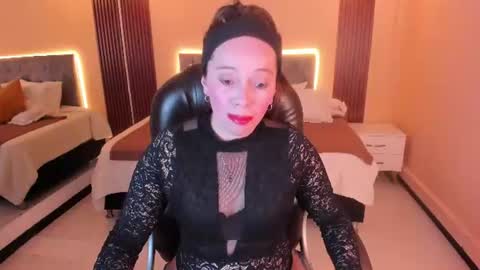 Snapshot of victoria__blake chatting on July 1, 2026, 7:24 pm victoria__blake online show from July 1, 2026, 7:24 pm