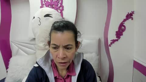 Snapshot of victoria__grey_ chatting on July 17, 2026, 5:18 pm Victoria grey online show from July 17, 2026, 5:18 pm