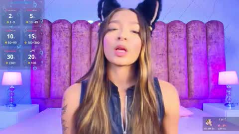 Snapshot of victoria_adams14 chatting on November 19, 2025, 3:06 am Victoria for you online show from November 19, 2025, 3:06 am