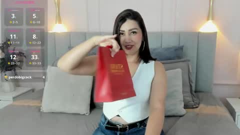 victoria  online show from April 23, 2026, 7:16 pm