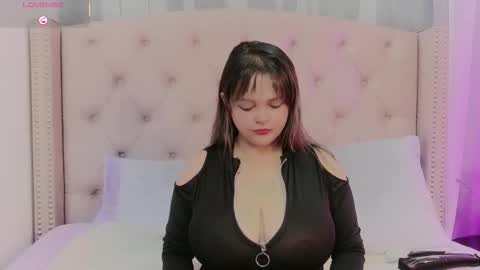 victoria_cherry_ online show from March 18, 2026, 11:13 am