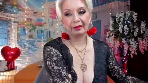 diorvictoria9 online show from March 8, 2025, 8:25 pm