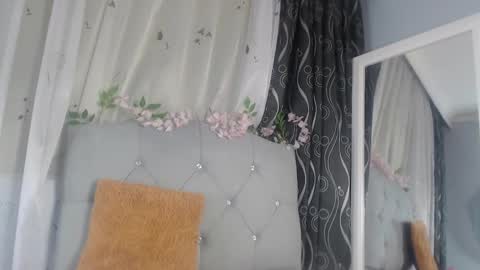 Snapshot of victoria_founta1n chatting on March 27, 2026, 6:40 pm victoria_founta1n online show from March 27, 2026, 6:40 pm