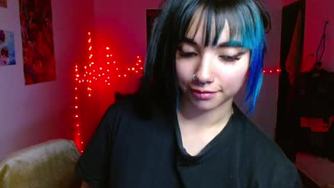 Snapshot of victoria_goddes chatting on April 8, 2026, 4:12 am victoria online show from April 8, 2026, 4:12 am