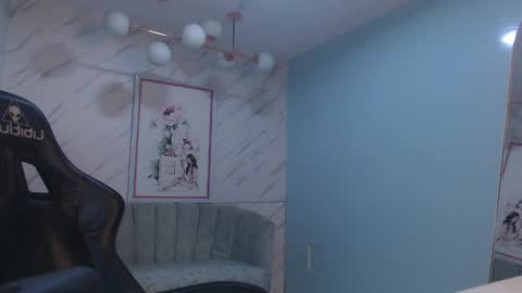Snapshot of victoria_hernandez_t chatting on May 12, 2026, 1:08 pm Victoria online show from May 12, 2026, 1:08 pm