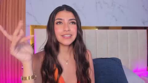 Snapshot of victoria_joliegb chatting on December 5, 2024, 4:12 pm Victoria Lozano online show from December 5, 2024, 4:12 pm