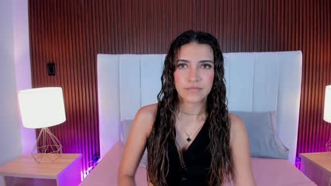 Snapshot of victoria_joliegb chatting on January 30, 2025, 12:48 pm Victoria Lozano online show from January 30, 2025, 12:48 pm