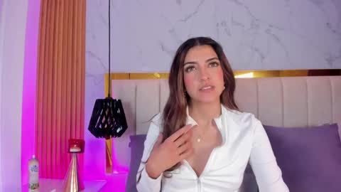 Snapshot of victoria_joliegb chatting on February 25, 2025, 1:06 pm Victoria Lozano online show from February 25, 2025, 1:06 pm