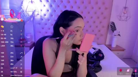 victoria_kitt online show from October 9, 2025, 7:45 pm