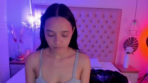 Snapshot of victoria_kitt chatting on December 3, 2025, 9:24 pm victoria_kitt online show from December 3, 2025, 9:24 pm