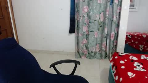 victoria online show from November 29, 2025, 11:30 pm