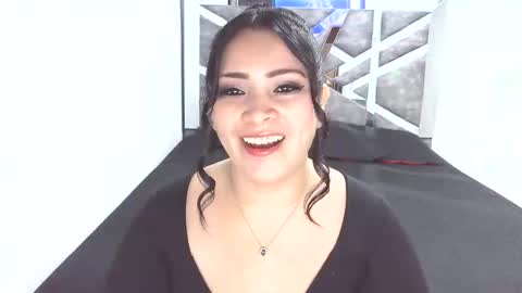Snapshot of victoria_rossx chatting on May 15, 2026, 11:56 pm victoria_rossx online show from May 15, 2026, 11:56 pm