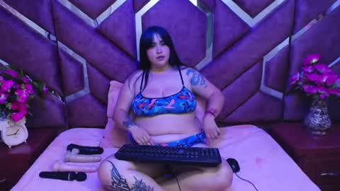 Snapshot of victoria_rossy_ chatting on January 31, 2025, 1:12 pm Victoria online show from January 31, 2025, 1:12 pm