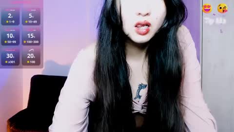 Snapshot of victoria_smile_ chatting on April 3, 2026, 11:03 pm Victoria online show from April 3, 2026, 11:03 pm