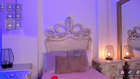 Snapshot of victoria_vallejo chatting on December 18, 2024, 11:34 am victoria  online show from December 18, 2024, 11:34 am