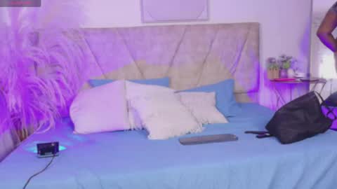 Victoria online show from May 4, 2026, 11:50 am