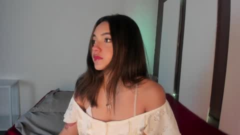 victoriaa2_doll online show from March 30, 2026, 12:17 pm