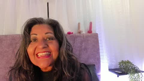 victoriaa_anderson_ online show from April 8, 2026, 2:50 pm