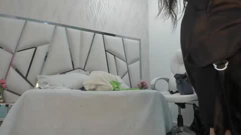 Snapshot of victoriaa_millers chatting on February 2, 2026, 7:12 pm Victoria Sofia online show from February 2, 2026, 7:12 pm