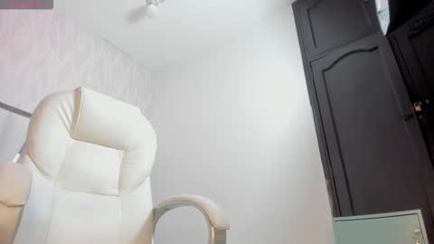 Snapshot of victoriaa_millers chatting on March 25, 2026, 7:09 pm Victoria Sofia online show from March 25, 2026, 7:09 pm