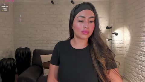 Snapshot of victoriabennetx chatting on July 14, 2026, 8:03 pm Victoria online show from July 14, 2026, 8:03 pm
