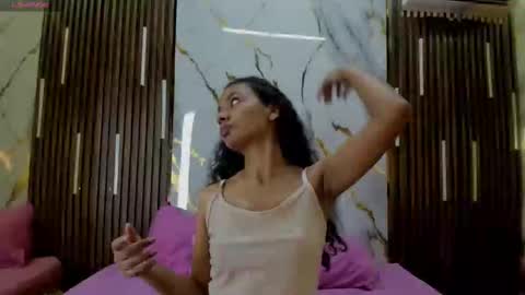 Snapshot of victoriaduarte chatting on September 10, 2025, 8:09 pm Victoria online show from September 10, 2025, 8:09 pm