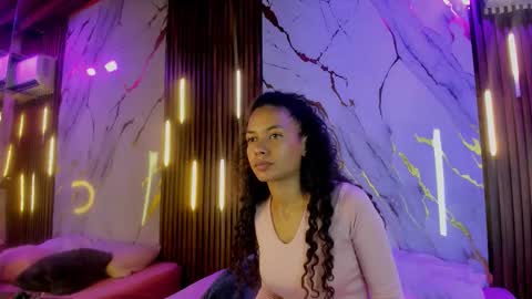 Snapshot of victoriaduarte chatting on September 28, 2025, 7:41 pm Victoria online show from September 28, 2025, 7:41 pm