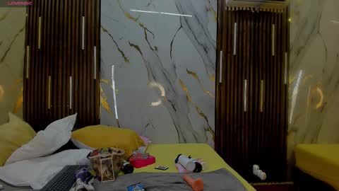 Snapshot of victoriaduarte chatting on December 1, 2025, 8:36 pm Victoria online show from December 1, 2025, 8:36 pm