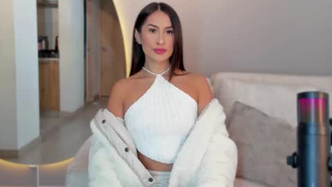 Vcitoria online show from March 6, 2025, 11:53 pm