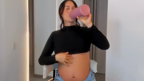 Vcitoria online show from January 11, 2026, 12:15 am