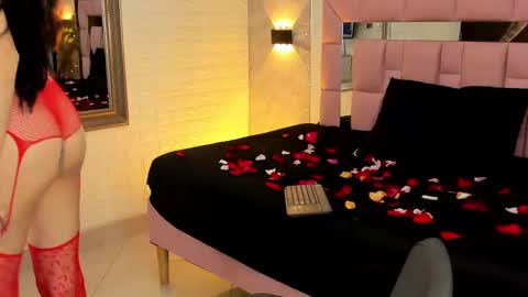 VICTORIA online show from February 15, 2025, 8:54 pm