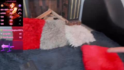 Victoria  online show from February 26, 2025, 4:03 pm