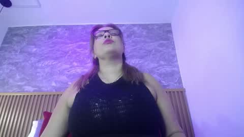 victoriamil1 online show from September 23, 2025, 7:50 pm