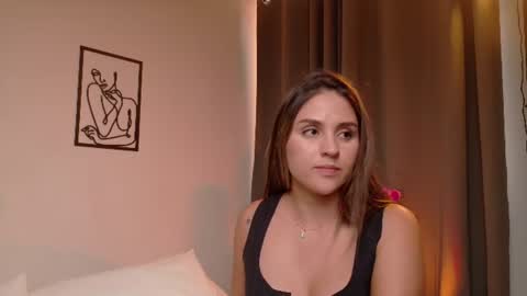 Snapshot of victorianova chatting on June 14, 2026, 7:38 pm VictoriaNova online show from June 14, 2026, 7:38 pm