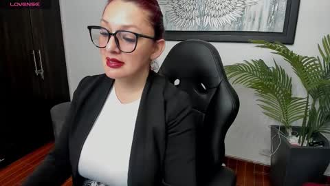 victoriapaker online show from February 28, 2026, 11:33 am