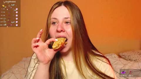 Snapshot of victoriassecrets_ chatting on February 22, 2025, 4:29 am victoriassecrets_ online show from February 22, 2025, 4:29 am