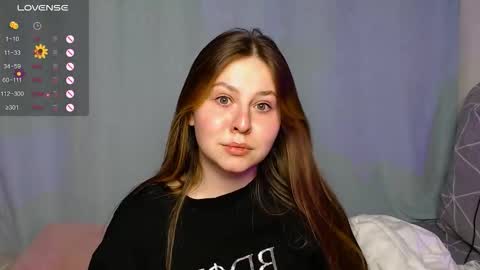 Snapshot of victoriassecrets_ chatting on September 17, 2025, 1:13 pm victoriassecrets_ online show from September 17, 2025, 1:13 pm