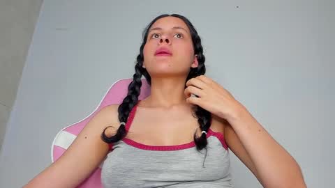 samantha victoria hall online show from December 17, 2024, 5:07 am