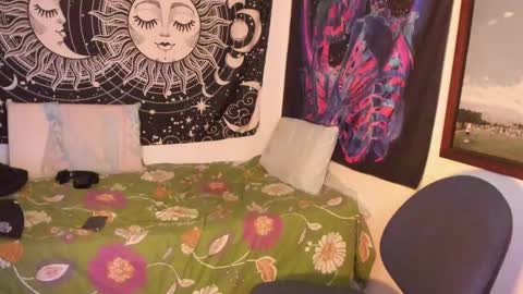 Victorino Jhonson online show from December 27, 2024, 12:12 pm