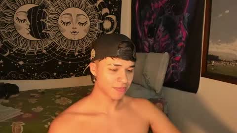 Victorino Jhonson online show from December 29, 2024, 11:18 pm