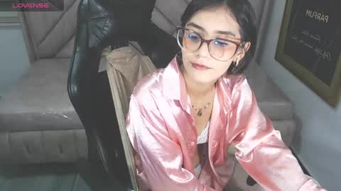Snapshot of victorycat_v chatting on May 24, 2026, 1:49 pm Live 1000pm 600am COLOMBIAN HOUR online show from May 24, 2026, 1:49 pm